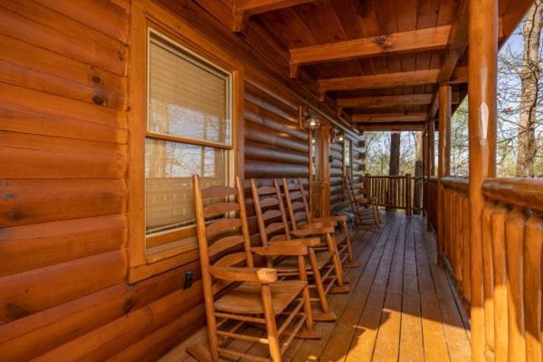 Views, Game Room And Hot Tub Bearway To Heaven Sevierville Kültér fotó